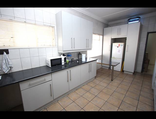 4 BEDROOM HOUSE TO LET IN ESSEXWOLD